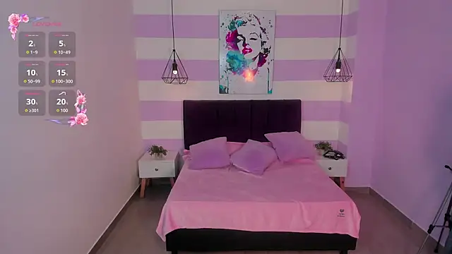 Scarlett  bell online show from November 22, 2025, 1:10 pm