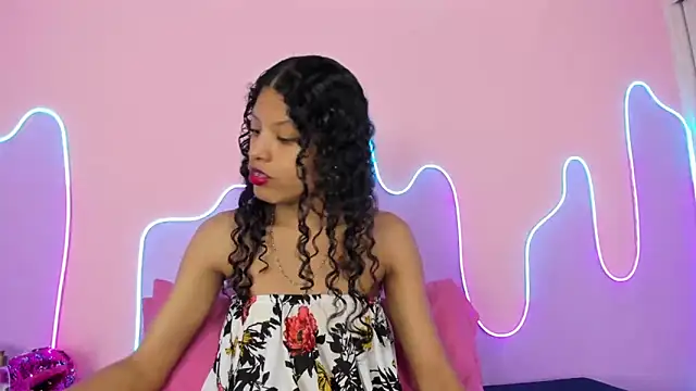 Mingie Rouse online show from March 10, 2025, 11:53 am