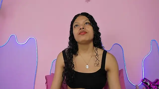 Mingie Rouse online show from October 2, 2025, 12:01 pm