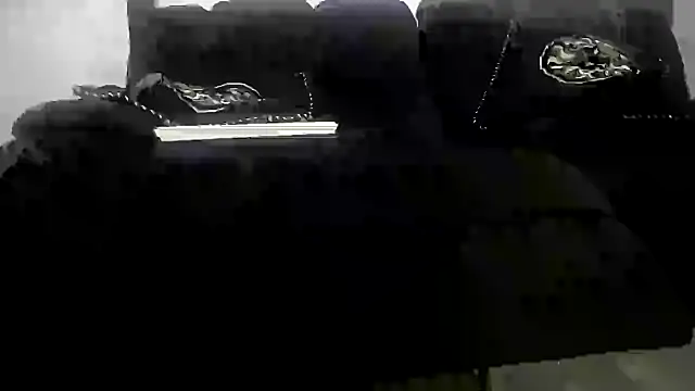 Niquitasparkles online show from November 13, 2025, 6:18 pm