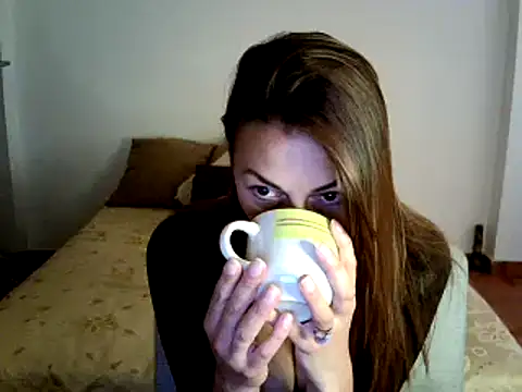 Hanna Charming online show from December 28, 2024, 1:28 pm