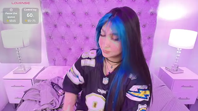 Salem skyler  online show from January 22, 2025, 7:03 am