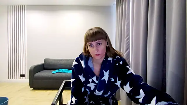 Daniella Lorente online show from February 19, 2025, 5:27 am