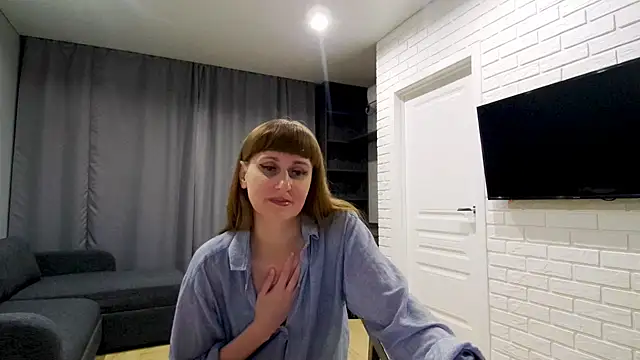 Daniella Lorente online show from May 15, 2026, 11:34 pm