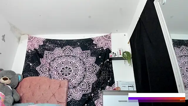 jade dakota   online show from March 17, 2025, 5:12 am