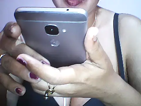 layanah12 online show from January 26, 2025, 6:58 pm