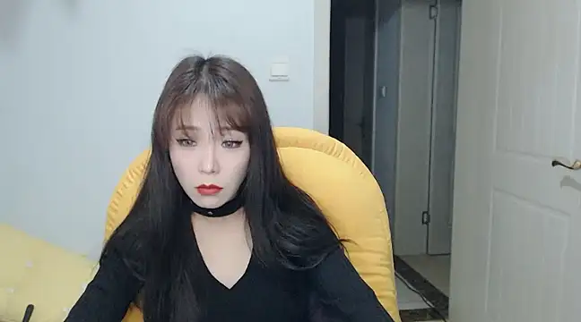 SuSushi728 online show from March 20, 2025, 4:20 pm