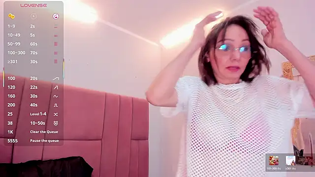 JennieRosse online show from February 8, 2026, 1:36 pm