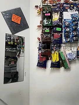 Tefannyy  online show from April 11, 2026, 5:39 pm