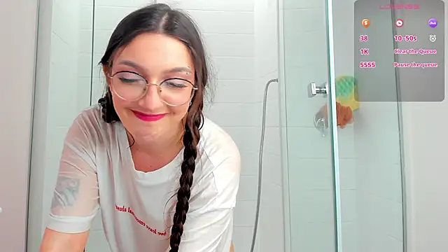 GiaCale online show from March 1, 2025, 11:37 pm