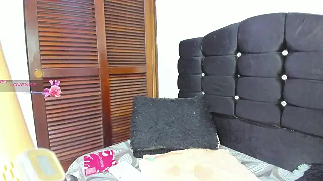 Snapshot of Selenakyle92_ chatting on July 21, 2026, 8:33 pm Selenakyle92 online show from July 21, 2026, 8:33 pm
