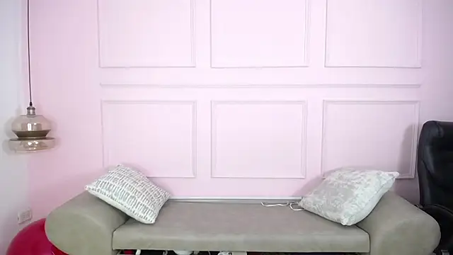 yenny garcia online show from March 7, 2025, 12:26 am