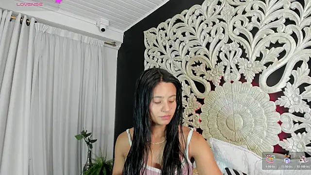 Mindy sweety online show from April 23, 2026, 12:15 pm