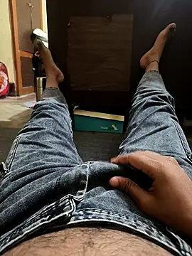 AlamJi07 online show from February 12, 2025, 8:07 pm