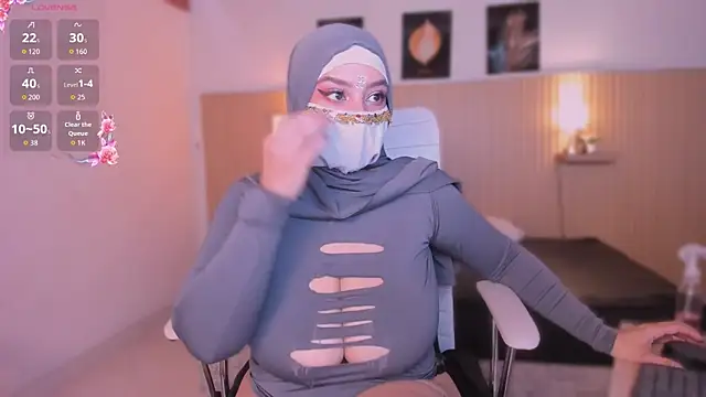 cloe sirena online show from April 20, 2026, 1:47 pm