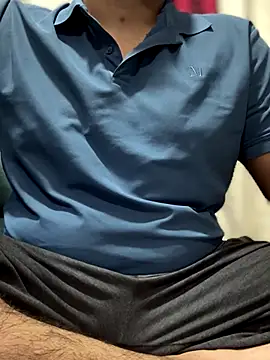 ved240 online show from December 1, 2024, 4:29 pm