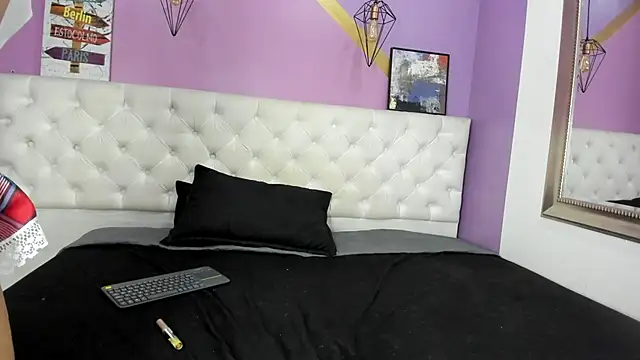 Candypoppy77 online show from December 11, 2024, 11:10 pm