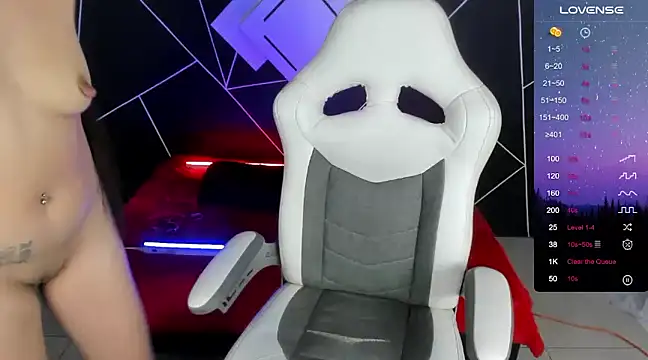 sofiakey online show from January 28, 2025, 9:19 am