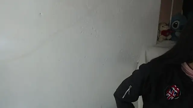 skinny sweet2411 online show from September 14, 2025, 12:04 pm