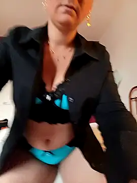 Nell-X online show from October 29, 2025, 12:18 pm