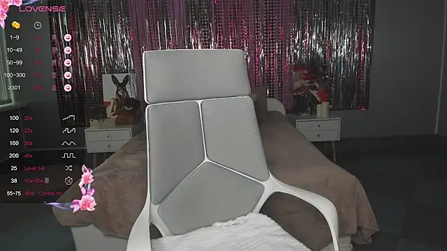 SweetyDeviliya online show from March 11, 2025, 10:29 am