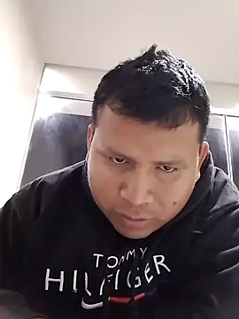 Snapshot of zeta29 chatting on October 19, 2025, 5:19 am zeta29 online show from October 19, 2025, 5:19 am