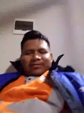 Snapshot of zeta29 chatting on November 19, 2025, 8:14 am zeta29 online show from November 19, 2025, 8:14 am