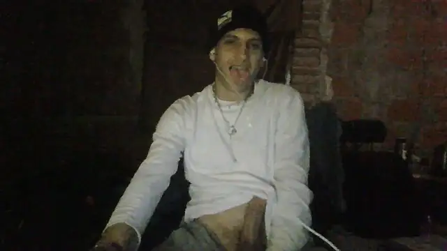Snapshot of elsaiya chatting on June 25, 2026, 3:28 am elsaiya online show from June 25, 2026, 3:28 am