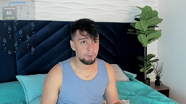 Edward max online show from September 9, 2025, 4:12 am