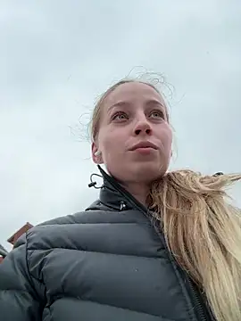 Hr Frk Olsen online show from February 7, 2026, 2:21 pm