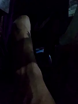 Reynold2608 online show from April 27, 2026, 2:31 am