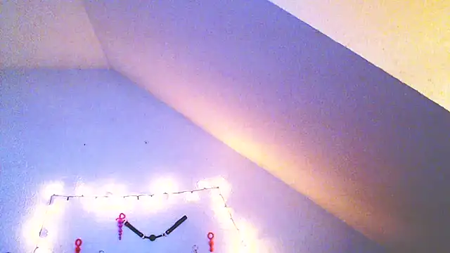 Snapshot of DevilsAngel13 chatting on February 16, 2025, 4:53 am DevilsAngel13 online show from February 16, 2025, 4:53 am