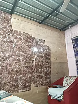 queensenorita online show from November 11, 2025, 6:46 am