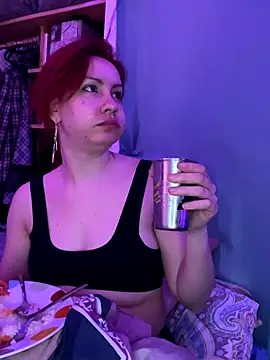 Nina-Chick777 online show from October 29, 2025, 4:04 am