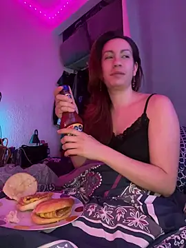 Nina-Chick777 online show from May 4, 2026, 7:15 am