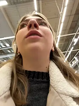 Sunny   Bunny online show from January 3, 2025, 2:40 pm