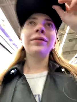 Sunny   Bunny online show from September 22, 2025, 10:06 am