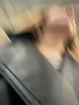 Sunny   Bunny online show from October 8, 2025, 8:12 am