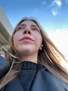 Sunny   Bunny online show from October 22, 2025, 12:05 pm