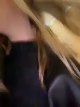 Sunny   Bunny online show from November 1, 2025, 1:02 pm