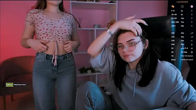 pure radiance1 online show from February 4, 2025, 1:06 pm