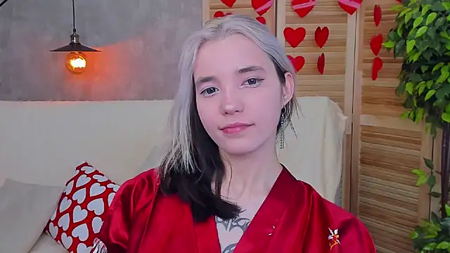 as1an girlfriend online show from February 16, 2025, 10:54 am