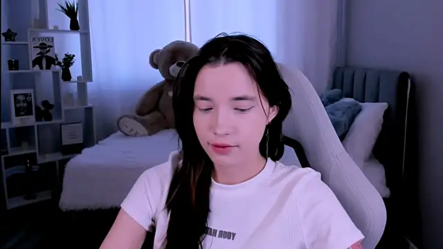 as1an girlfriend online show from May 21, 2026, 3:02 am