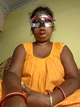 Snapshot of tinabhabhi chatting on June 15, 2026, 10:28 am tinabhabhi online show from June 15, 2026, 10:28 am
