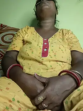 Snapshot of tinabhabhi chatting on July 17, 2026, 11:06 am tinabhabhi online show from July 17, 2026, 11:06 am