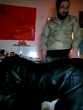 Ozomitro online show from March 4, 2025, 6:50 pm