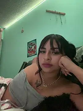 Hilary pinkk online show from December 31, 2024, 5:11 am