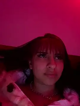 Hilary pinkk online show from February 14, 2025, 6:56 am