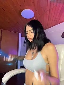 Hilary pinkk online show from September 25, 2025, 10:24 pm