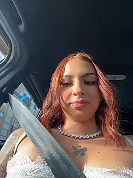 Hilary pinkk online show from February 25, 2026, 9:57 pm